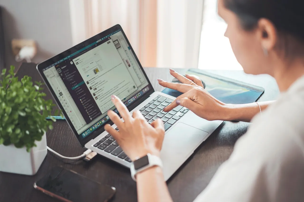 Les Réseaux de Blogs Privés (PBN) en SEO : Définition, Enjeux et Bonnes Pratiques