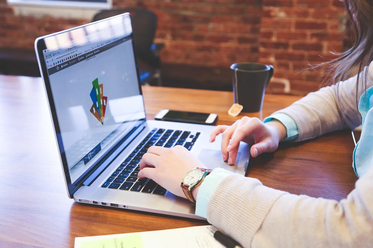 Réseaux de Blogs Privés (PBN) en SEO : Définition, Enjeux et Bonnes Pratiques en Marketing Digital